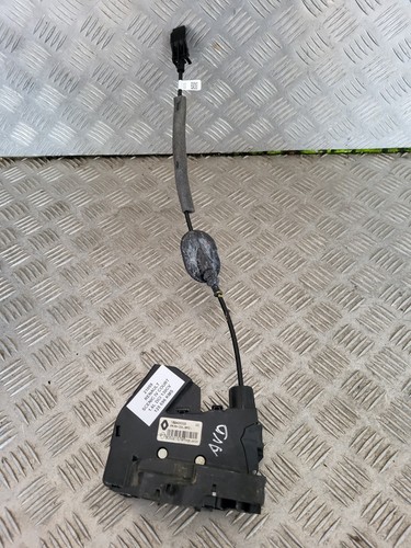 Serrure fermeture porte avant