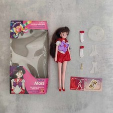 POUPEE LES BELLES GUERRIERES