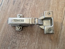 Charnière pour Cuisines Teisseire