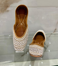 Femme Punjabi Jutti Mariage