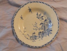 Gien Vigne Vierge terre de fer assiette creuse