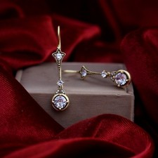 Boucles d'oreilles Doré Mat Dormeuses Style Art Deco Feuille Serti CZ Blanc SB8