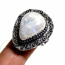 MAGNIFIQUE IMPOSANTE BAGUE