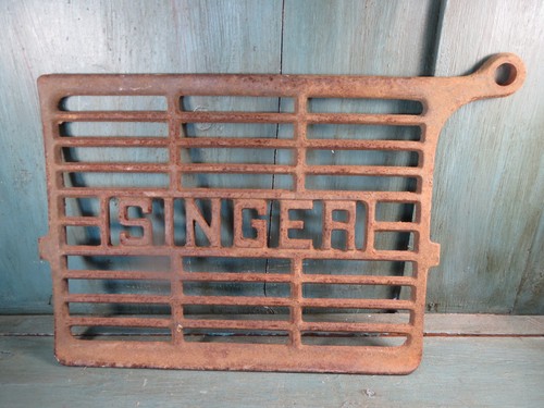 Grille pedale publicite - grille,