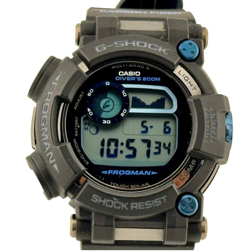 Montre numérique pour homme