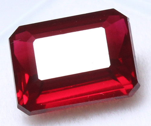 Rubis rouge sang pigeon de - rouge,