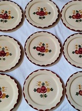 9 Assiettes à Dessert Longchamp Modèle Agen