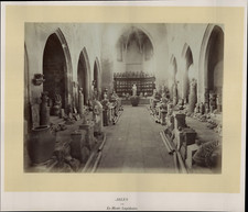 France, Arles, Musée