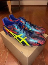 Chaussures de rugby Asics