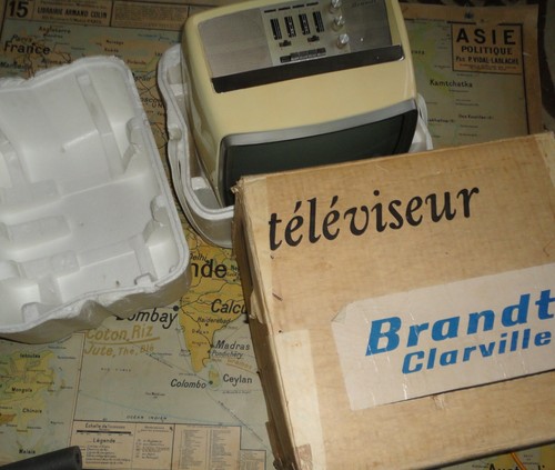 Téléviseur portable 1970 - téléviseur,