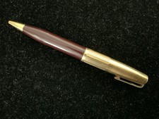 Porte mine ancien, marque « WATERMANS », bordeaux et doré…