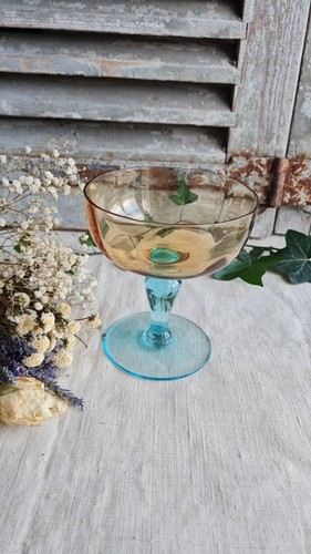 Ancien grand verre coupe - grand, sur