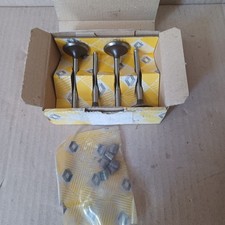 4 soupapes d'échappement