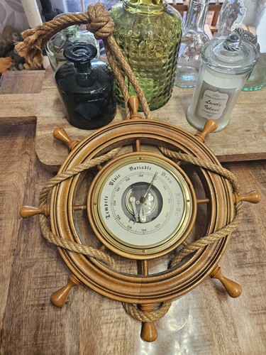 Baromètre anéroïde vintage - anéroïde,