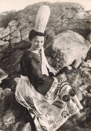 Penmarch jeune fille en - fille,