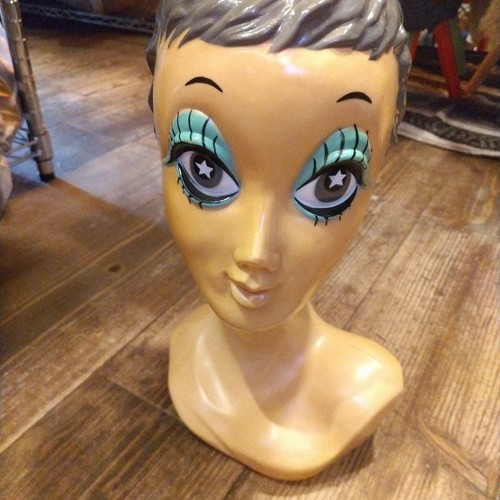 Vintage mannequin head - vintage,