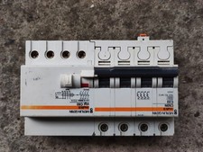 DISJONCTEUR DIFFERENTIEL