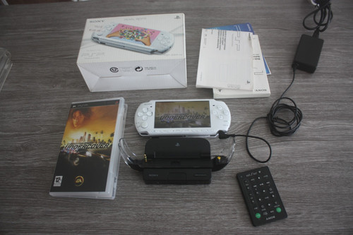 Sony psp 3004 - psp-3004, pearl