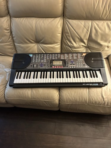 Key electronic keyboard - electronic,