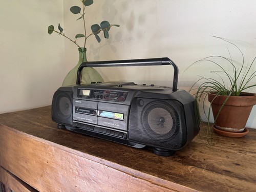 Poste k7 ghetto blaster - -,