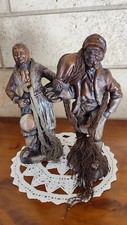 COUPLE DE PÊCHEURS EN RESINE