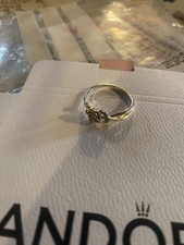 Bague Pandora la belle et la