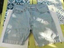 Short Levi's 501, W34 L36, made in USA, mais en fait c'est un M voire S