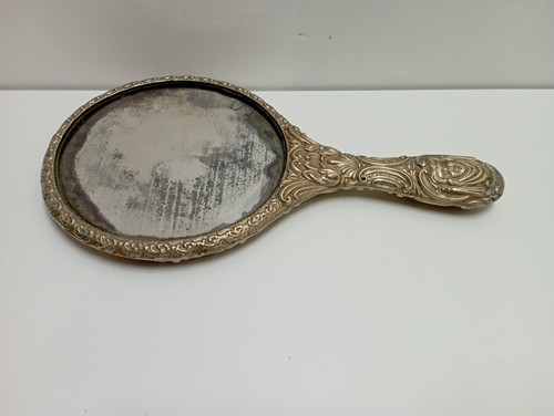 Magnifique miroir main - à,