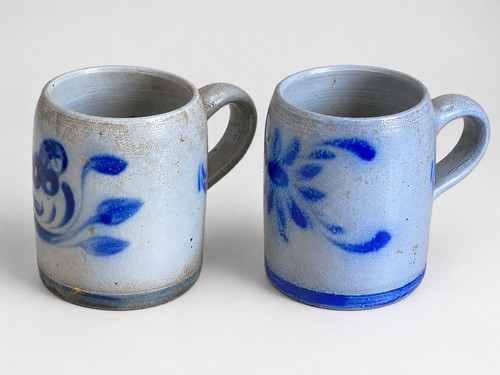 Paire tasses anciennes en - de,