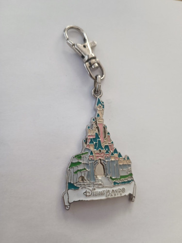 Porte clés métal emaillé - clés,