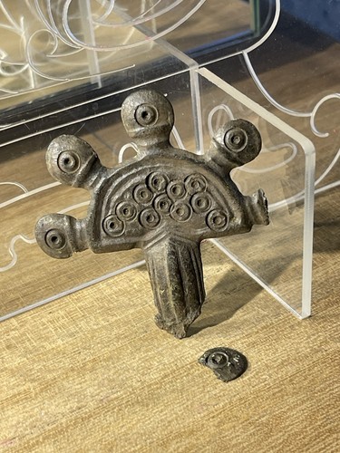 Ancien fragment grosse fibule - ancien,