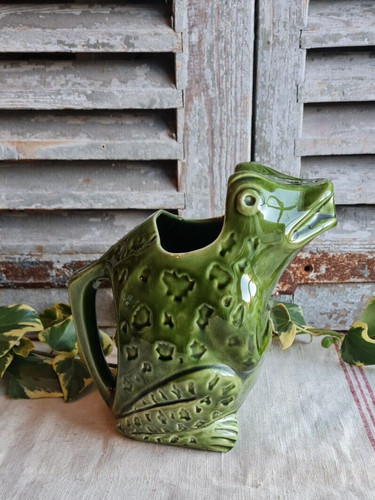 Ancien pichet vert - ancien,