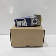 (Nouveau) Pressostat Telemecanique XMLB002B2S11, 2,5 bar / 36,3 psi / 250 Kpa