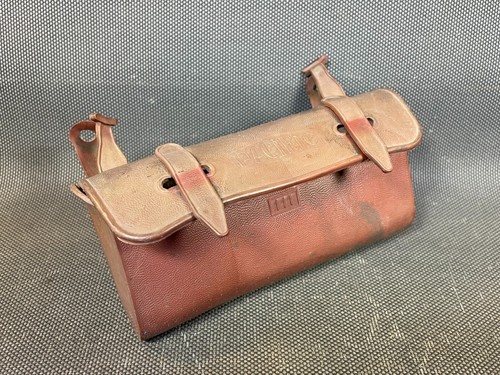 Ancienne petite sacoche - , à