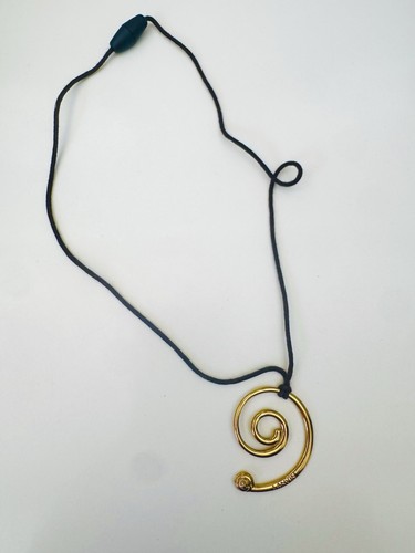 Collier cordon pendentif