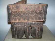 chest item. India - wood