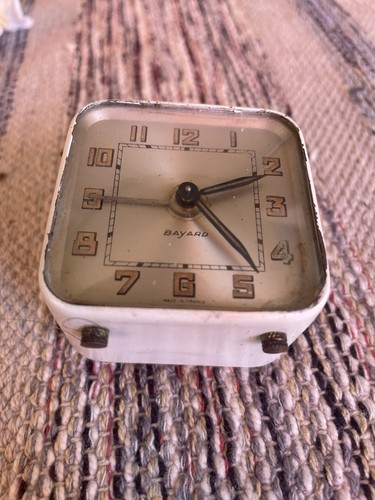 Ancien petit reveil bayard - ,