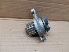 1 POMPE A EAU AUDI 100 2.0 D 2.4 D 2.5 D TDI VW LT 28-35 REF 046121004X