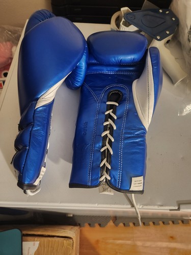 Boxing gloves lace up - gloves,
