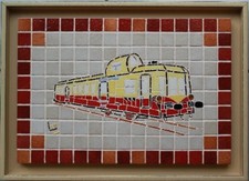 Tableau en mosaique contemporaine. Autorail Picasso. Train SNCF