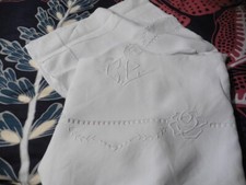 ANCIEN DRAP RETOURS PUR LIN