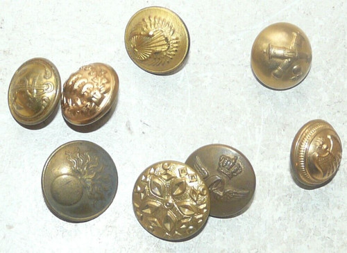 Lot antique brass buttons - of, 8