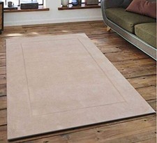 Tapis simple fait main pure