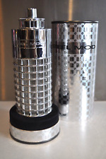 flacon de parfum RARE Steel Mod 1980 dans son coffret .