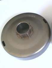 Cloche embrayage tronçonneuse
