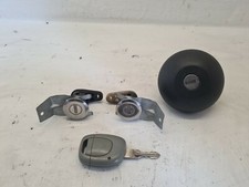 Barilier de porte et bouchon réservoir pour Renault Twingo phase 2 essence 1.2 i