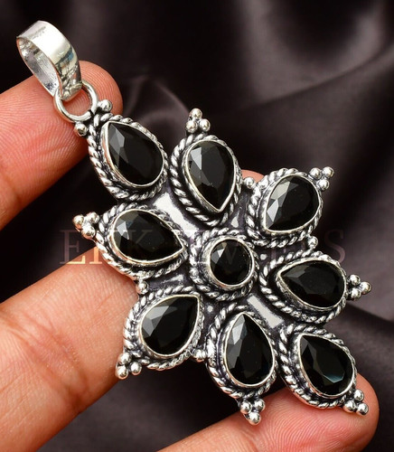 Pendentif bijoux fait main - , en