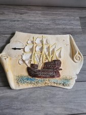 Horloge murale en biscuit