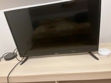 Téléviseur AYA 32” + Télécommande (URGENT)