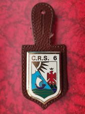 Police : ancien insigne de la